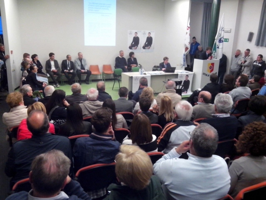 Elezioni a Clusone, Olini presenta lista e candidati