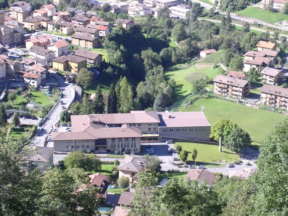 Ardesio. La palestra vista dall'alto.