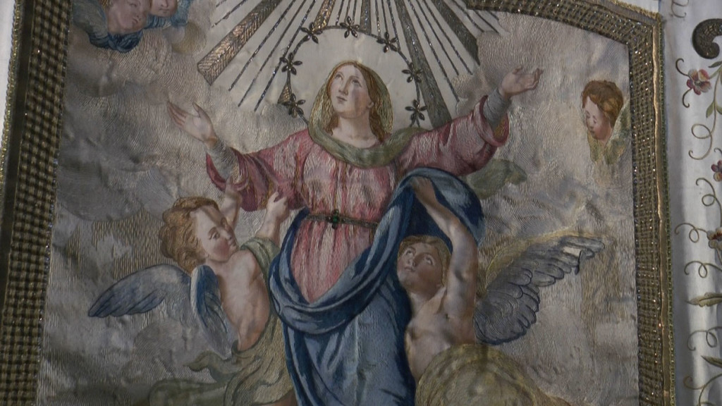 Assunta, raffigurazione su uno stendardo conservato nella basilica baradella