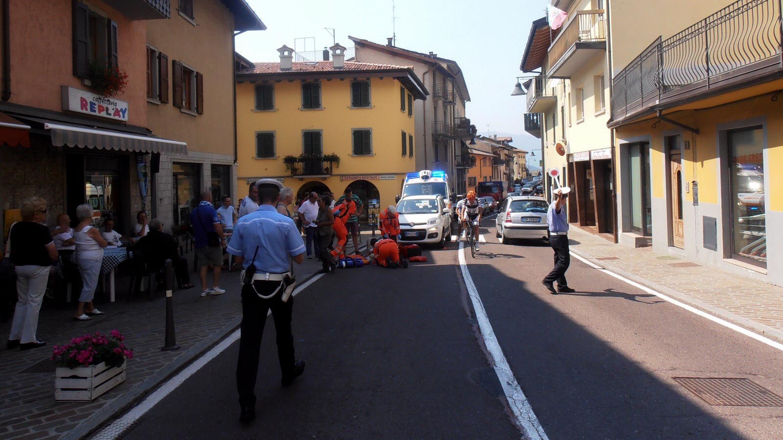 Castione della Presolana incidente in via Vittorio Emanuele