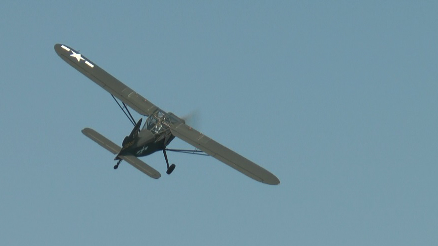 Lo Stinson L5 sopra i cieli di Lovere