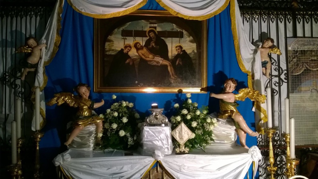 Clusone, l'Addolorata esposta nel santuario del Paradiso