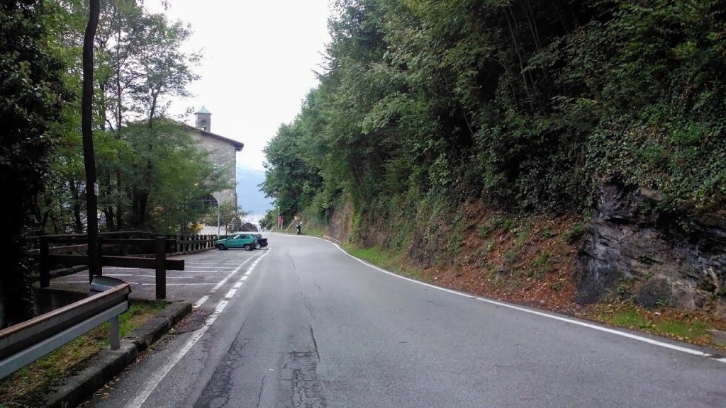 Strada Bondo Colzate