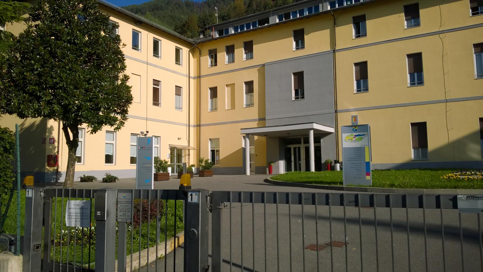 Clusone, al Sant'Andrea una sfilata di abiti da sposa - MyValley.it