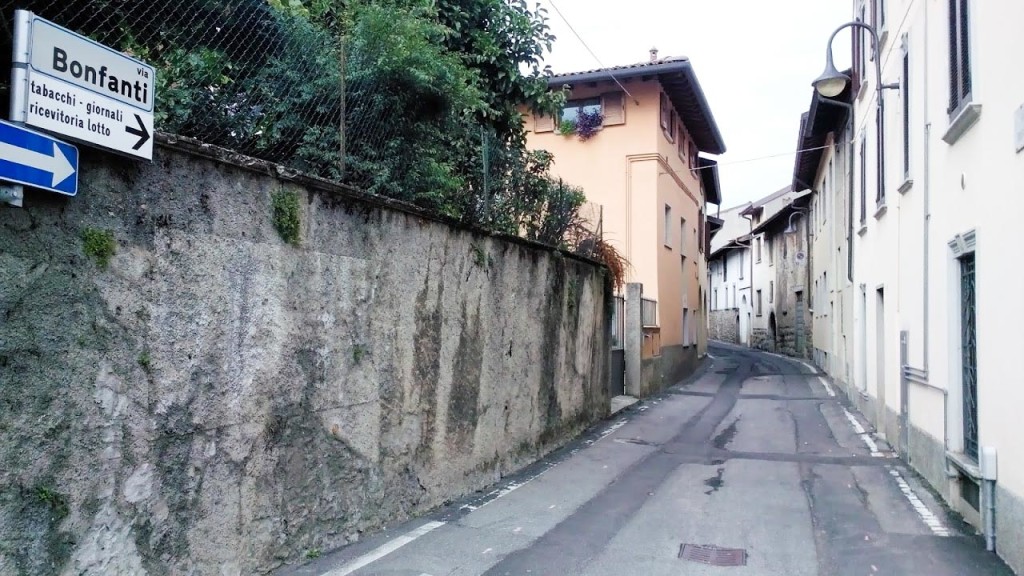 Colzate, Via Bonfanti