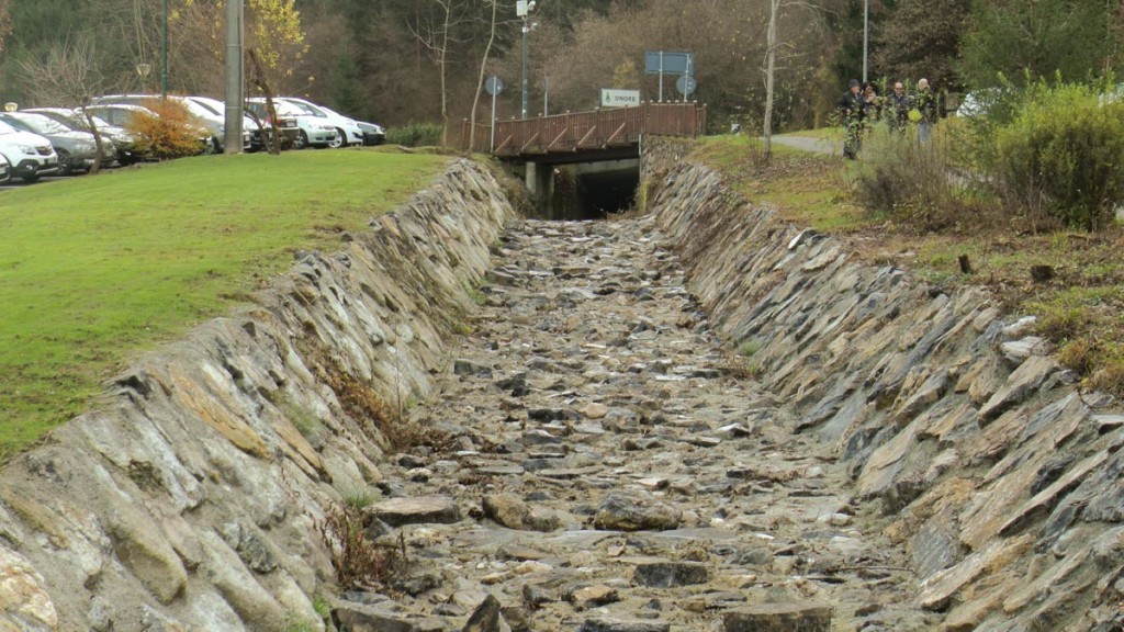 Regimentazione di un torrente a Onore