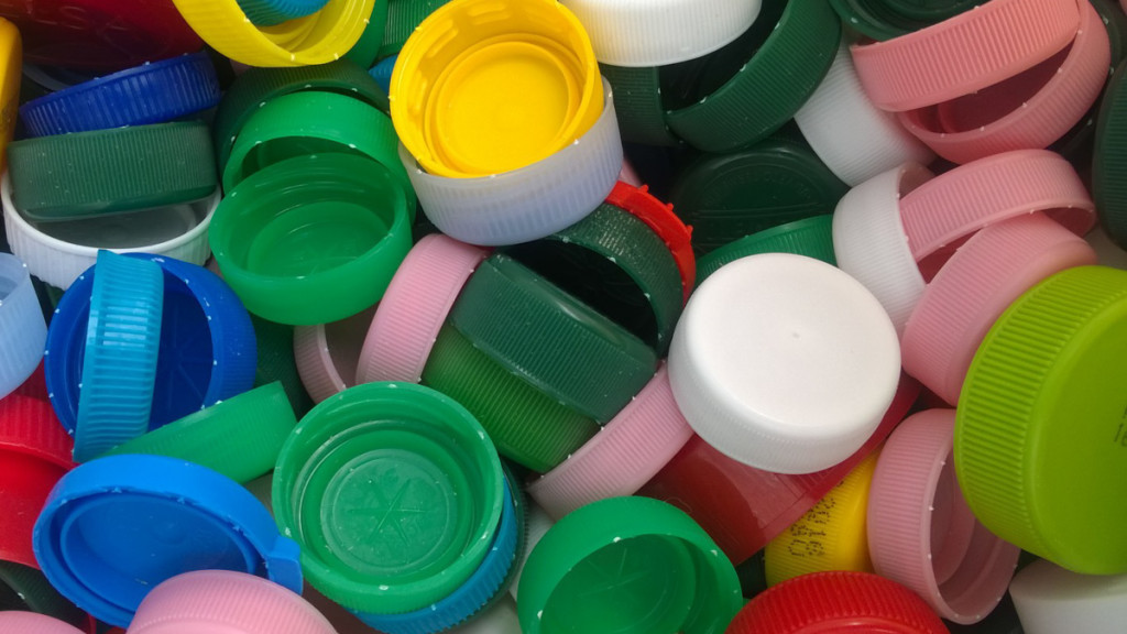 Dentro un sacco di tappi