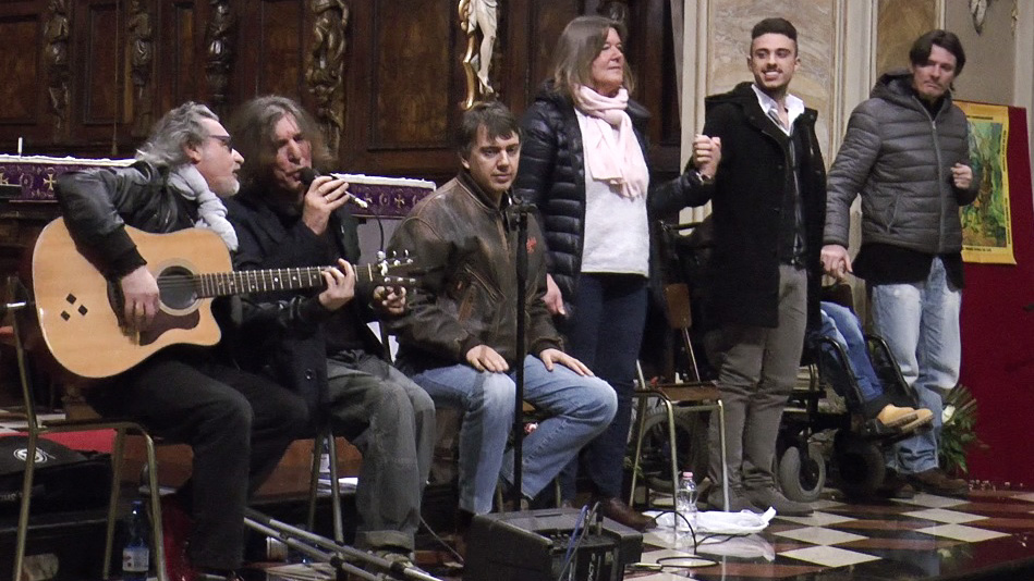 Anche musica e canzoni nella chiesa di Casnigo
