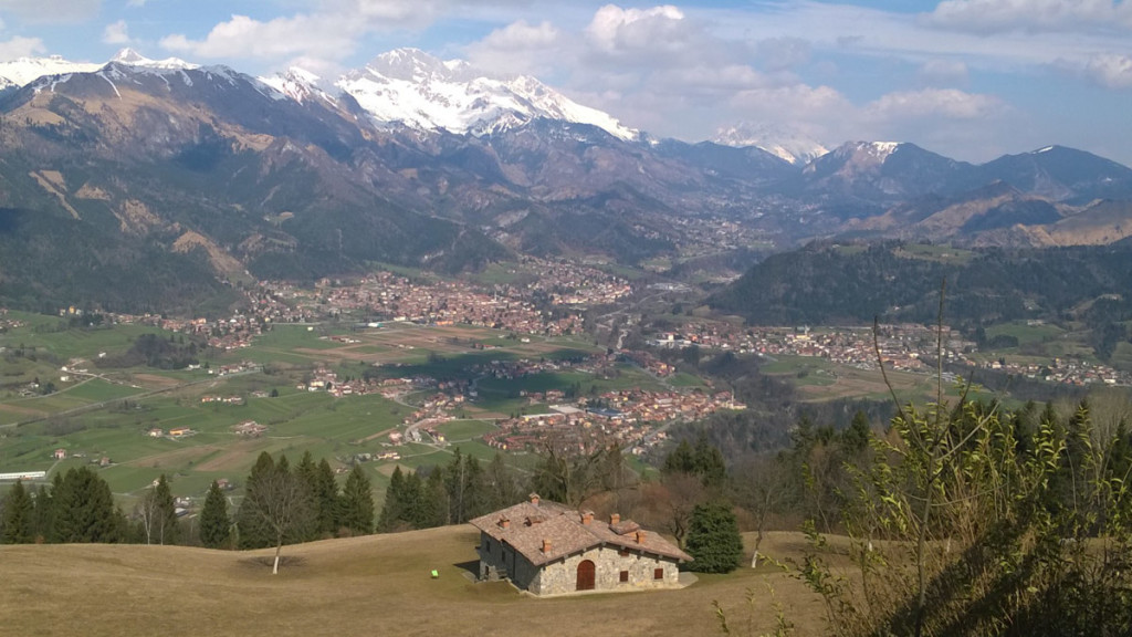 Il panorama dal rifugio San Lucio