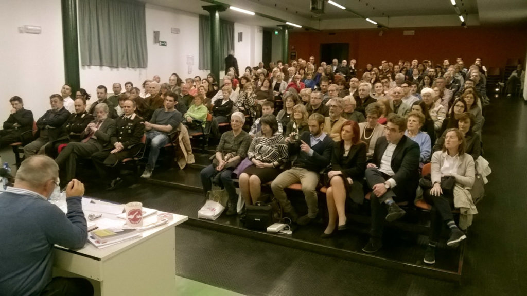 Incontro a Clusone con Nando Dalla Chiesa