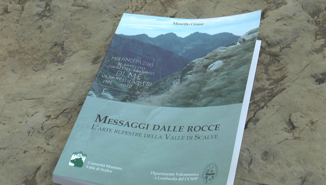 Libro sull'arte ruprestre della valle di Scalve in cui si parla delle Triplici cinte