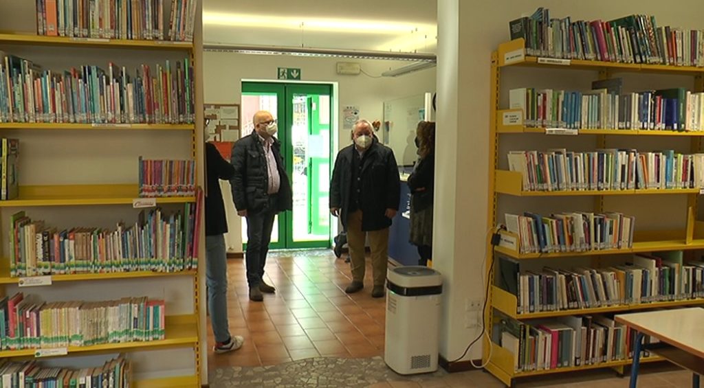 L'assessore regionale alla Cultura Galli ha visitato anche la biblioteca