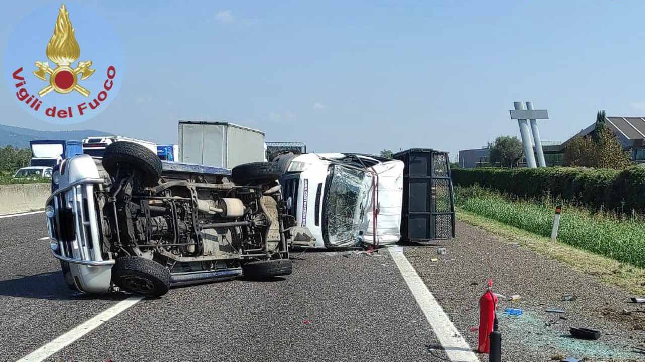 In Autostrada Incidente Con Ribaltamento - MyValley.it Notizie!