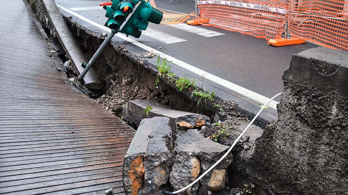 Cede il muro, a Lovere chiusa la Sebina Occidentale MyValley.it notizie!